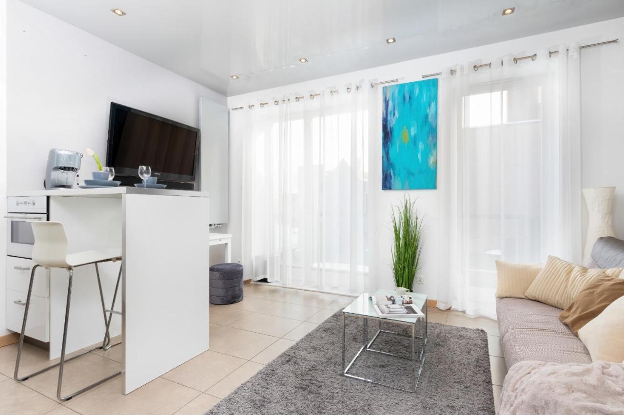 Old Town Neptun Apartments By Noclegi Renters グダニスク エクステリア 写真